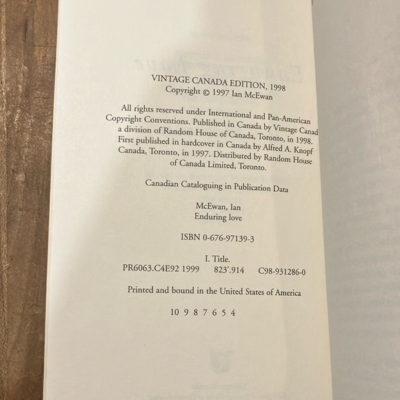 Book: Enduring Love by Ian McEwan Book - vintage 1998 fiction - Picture 4 of 5